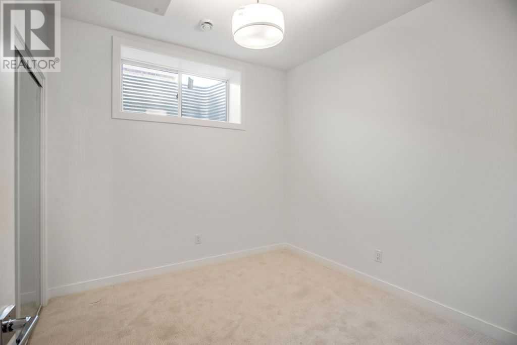 265, 269, 273 Walcrest Way Se Property Photo 18
