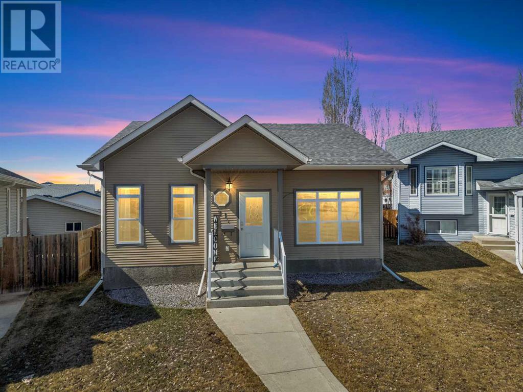 21 Pine Crescent Property Photo