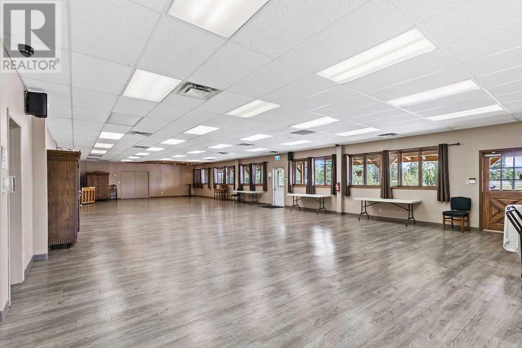 114, 370165 79 Street E Property Photo 14