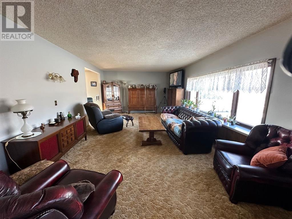 6548 Township Road 334 Property Photo 28
