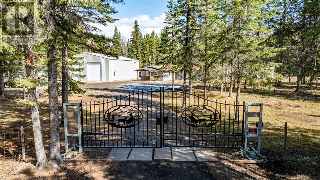 13 ECHO CANYON Close