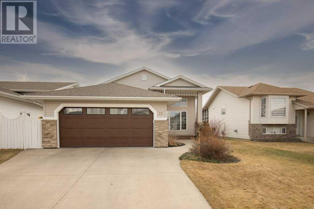 25 Lamont Close Property Photo 2