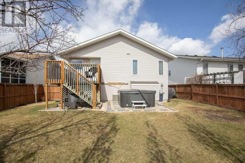25 Lamont Close Property Photo 5