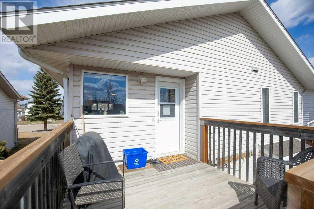 25 Lamont Close Property Photo 9