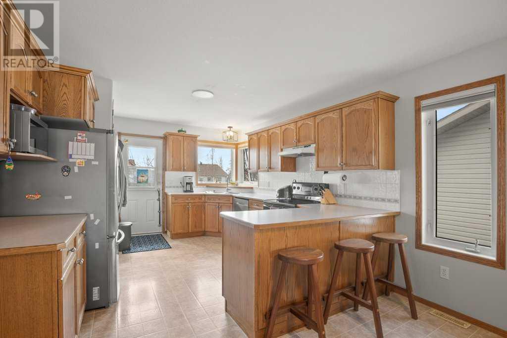 25 Lamont Close Property Photo 17