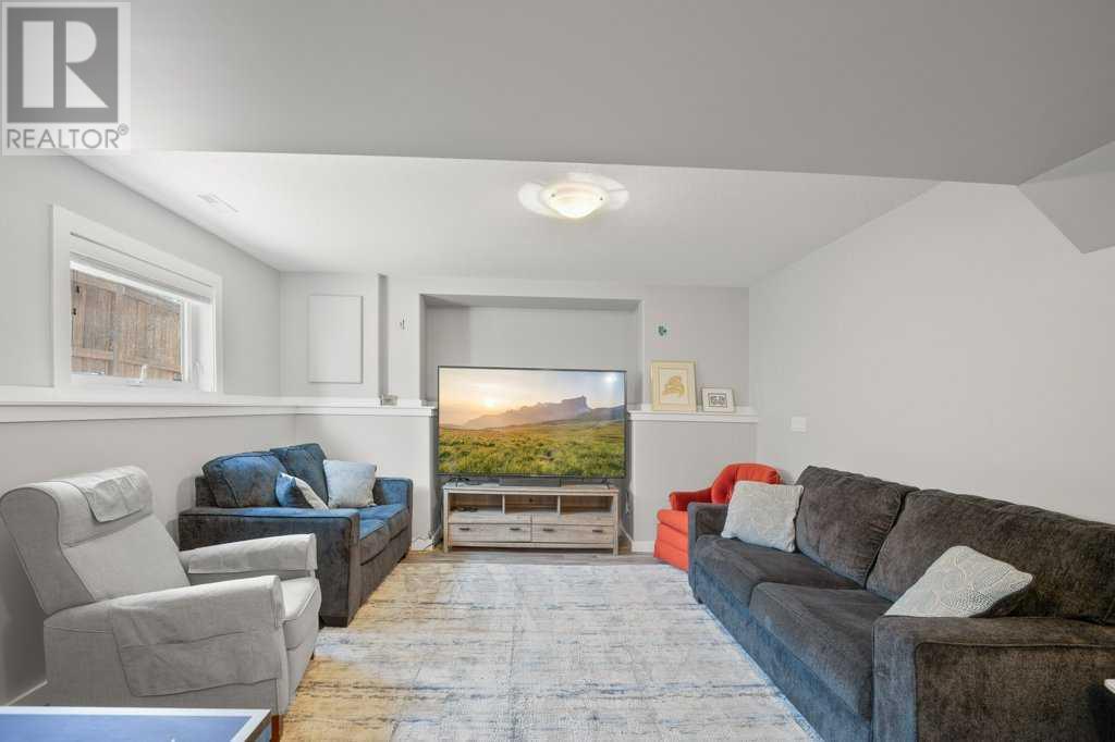 25 Lamont Close Property Photo 29