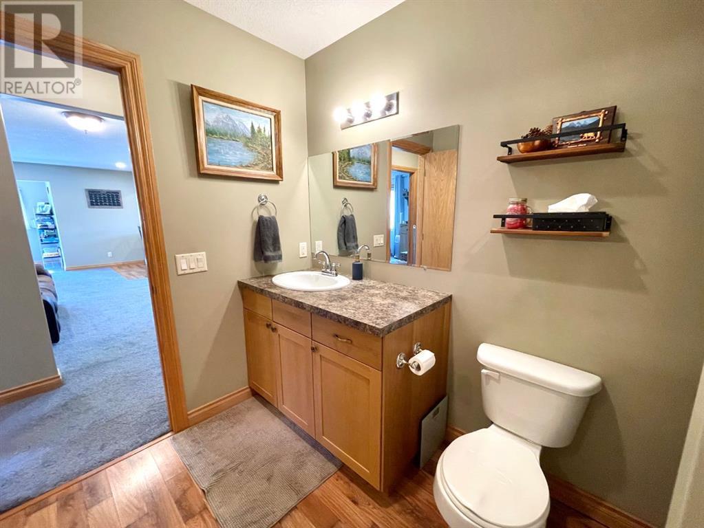 326 3 Street S Property Photo 30