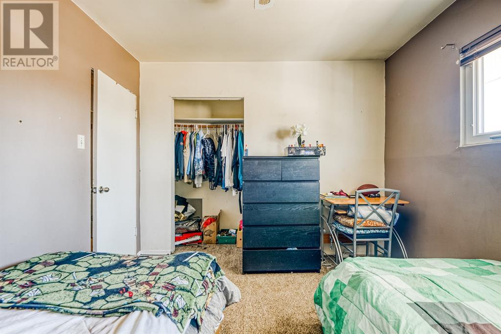 9645 Hillcrest Drive Property Photo 10