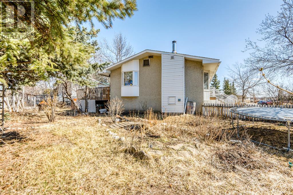 9645 Hillcrest Drive Property Photo 40