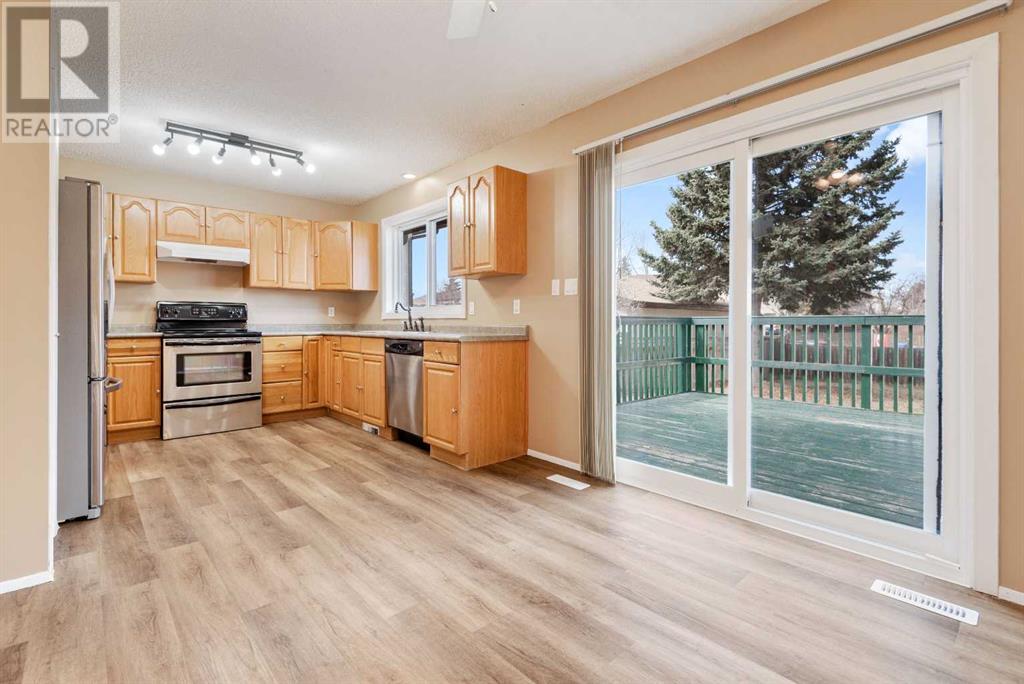 104 Mclevin Crescent Property Photo 4