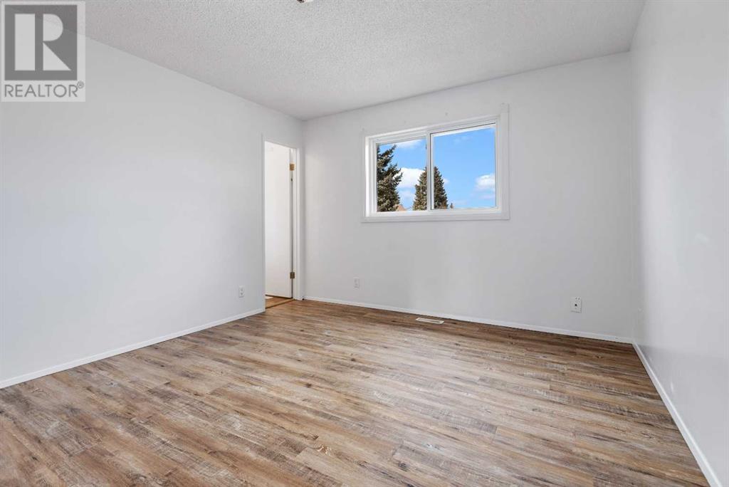 104 Mclevin Crescent Property Photo 10