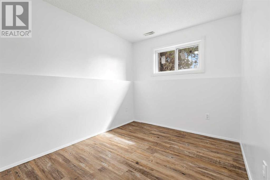104 Mclevin Crescent Property Photo 20