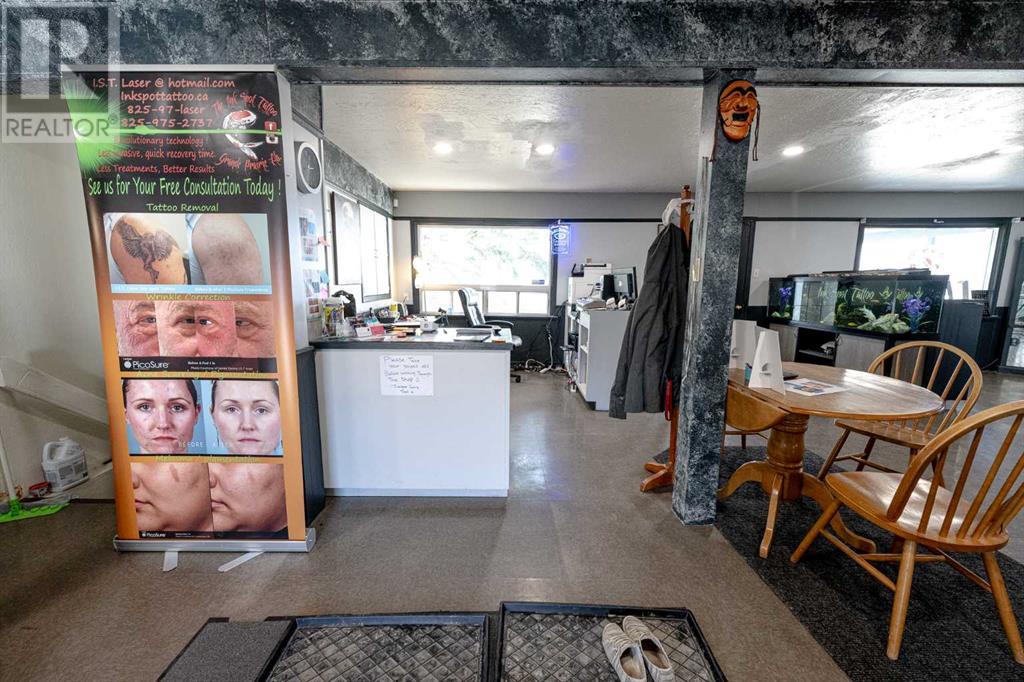 10215 102 Street Property Photo 11