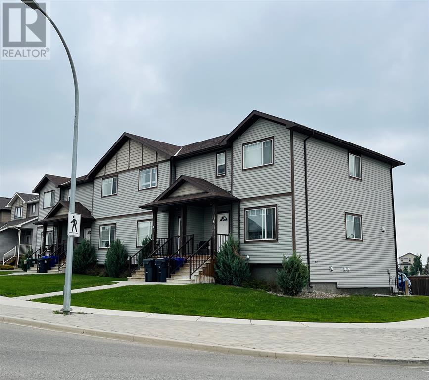 6, 103 Crocus Terrace W Property Photo 1