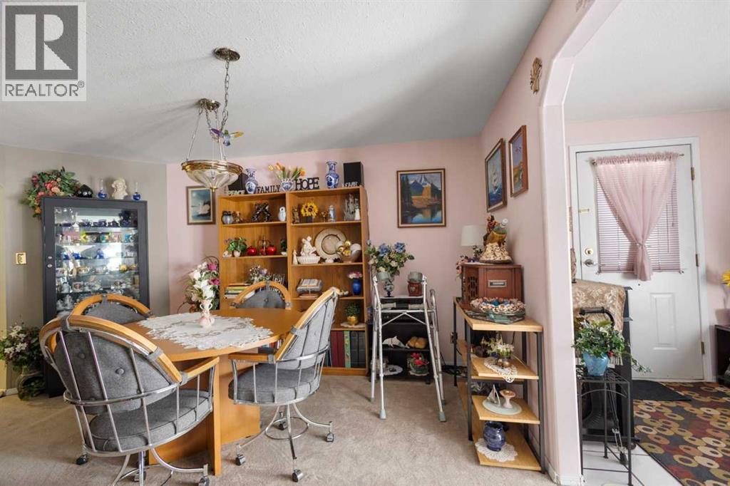 4718 College Avenue Property Photo 7
