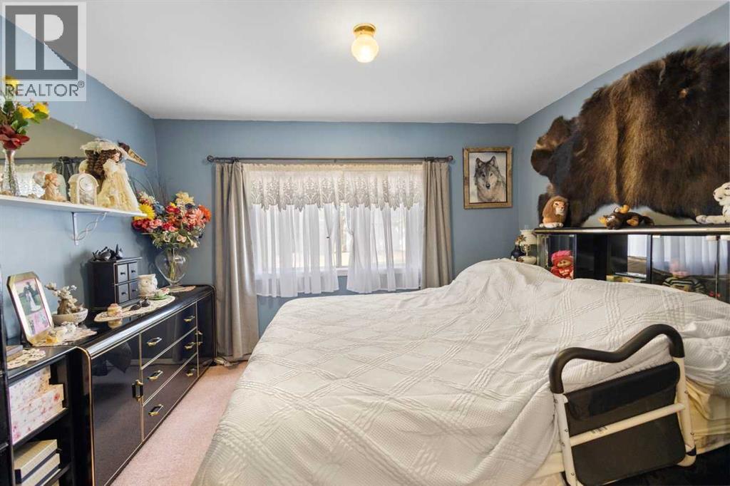 4718 College Avenue Property Photo 13
