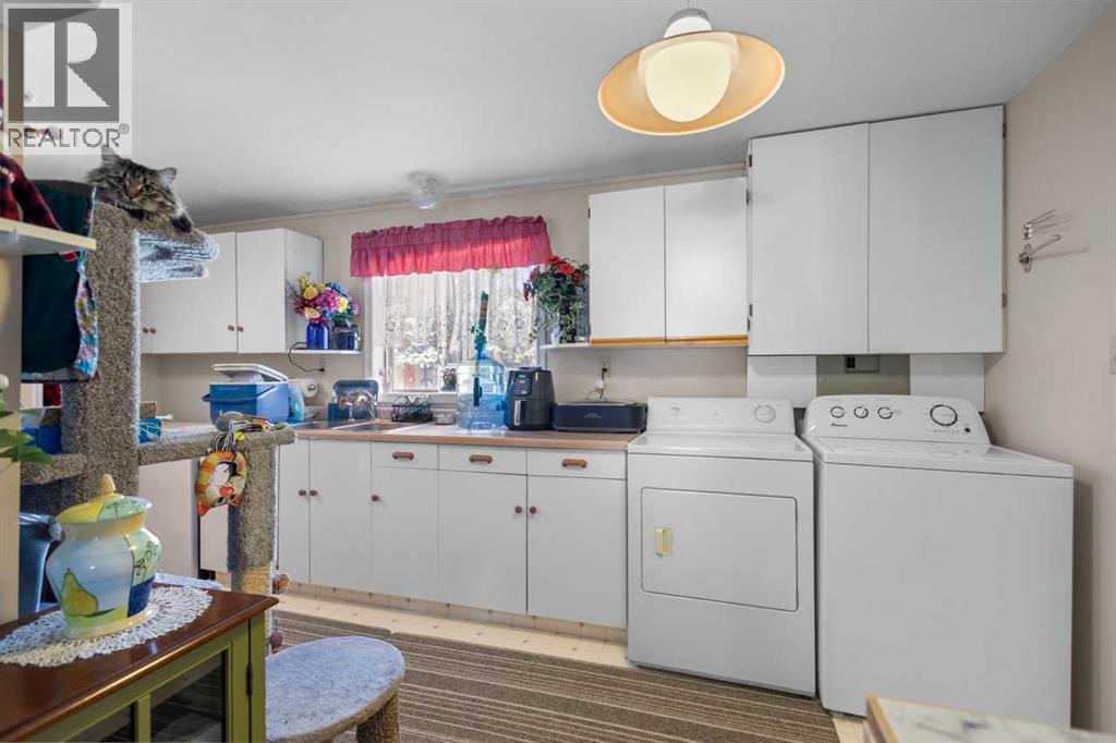4718 College Avenue Property Photo 15