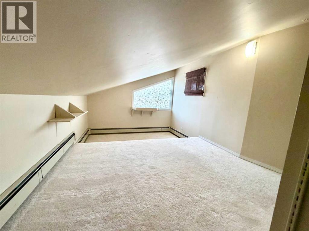 4718 College Avenue Property Photo 27