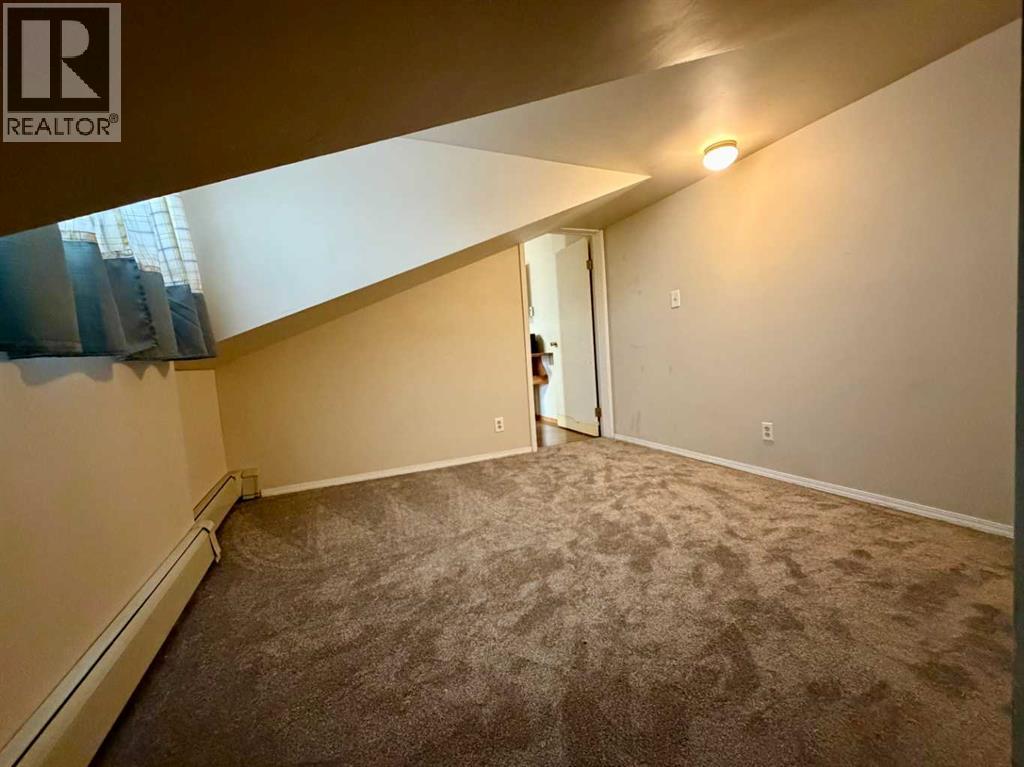 4718 College Avenue Property Photo 29