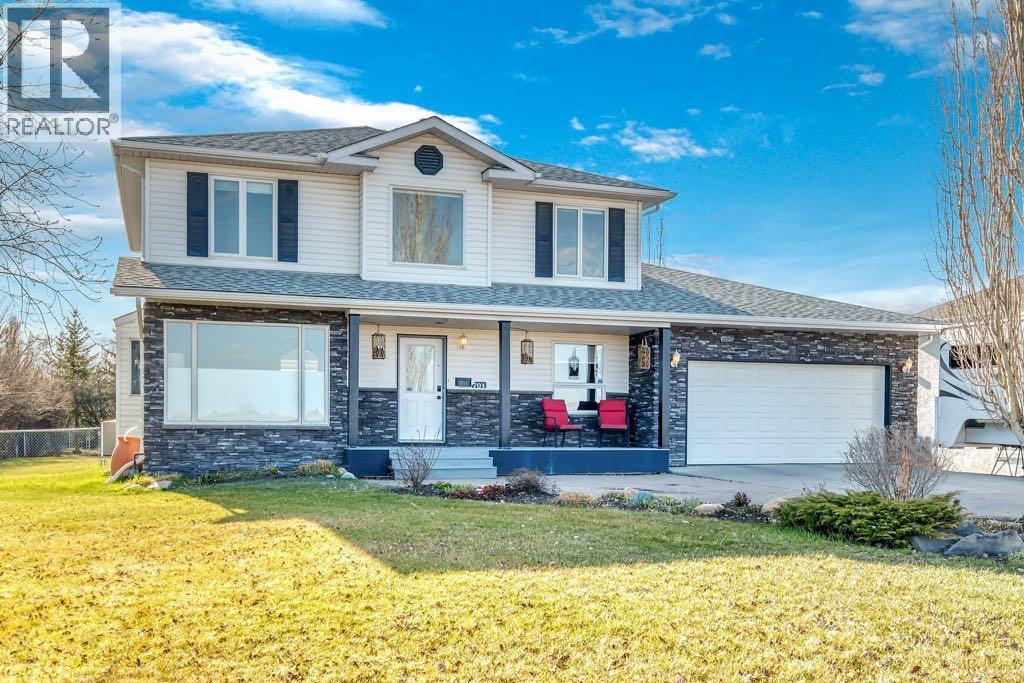 701 East Lakeview Road