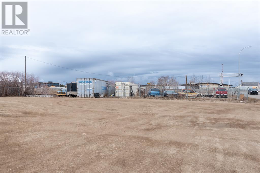 4810 62 Avenue Property Photo 4