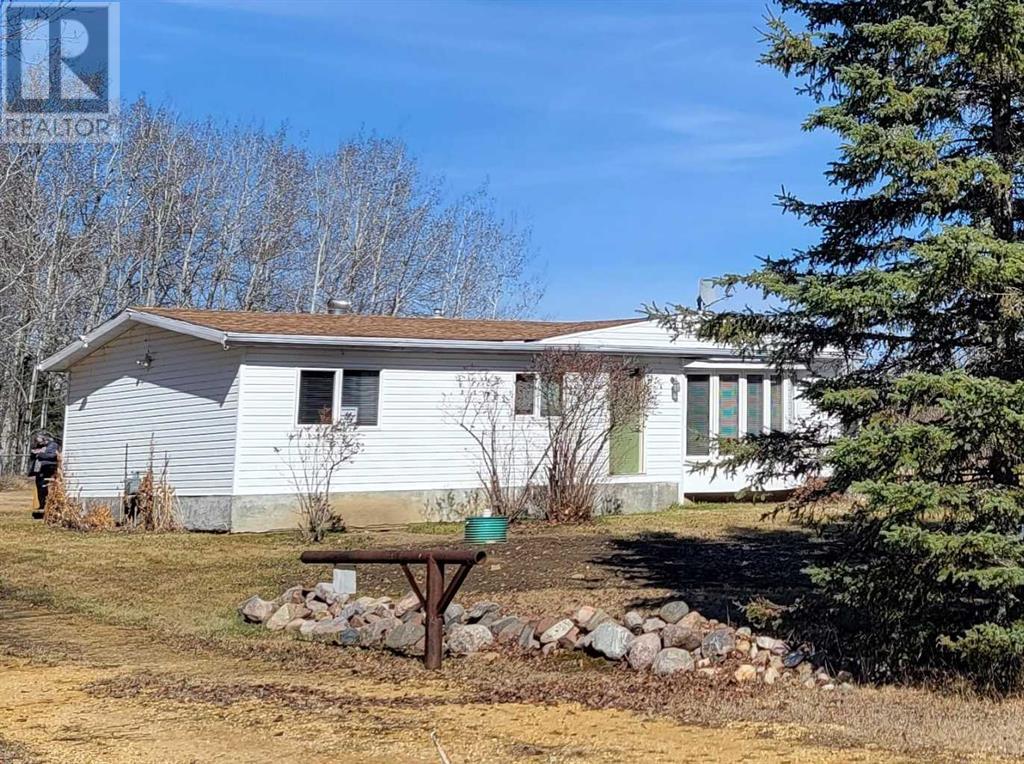 1821 Calling River Road N Property Photo
