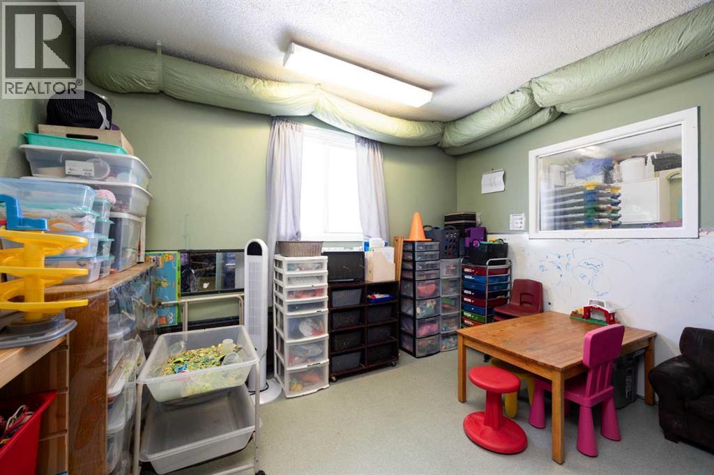 101 Gregoire Crescent Property Photo 13