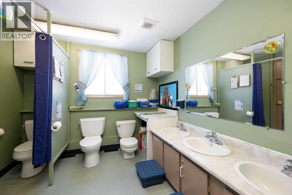 101 Gregoire Crescent Property Photo 14