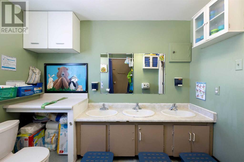101 Gregoire Crescent Property Photo 15