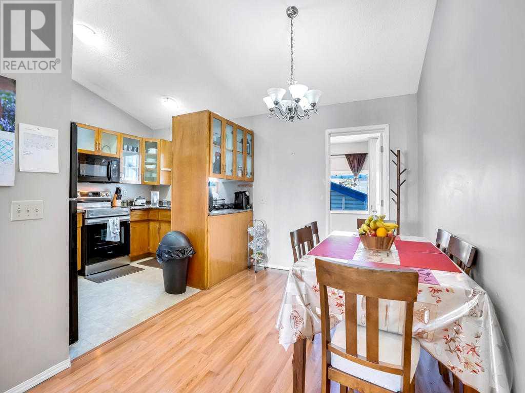 104 Falshire Close Ne Property Photo 8