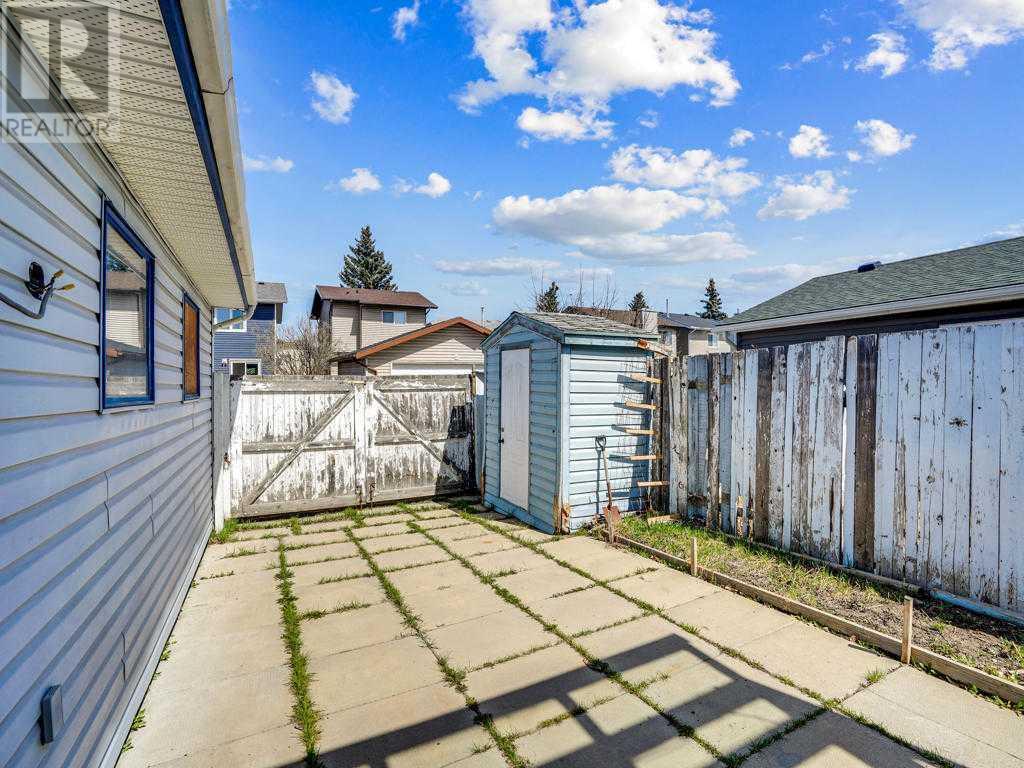 104 Falshire Close Ne Property Photo 44