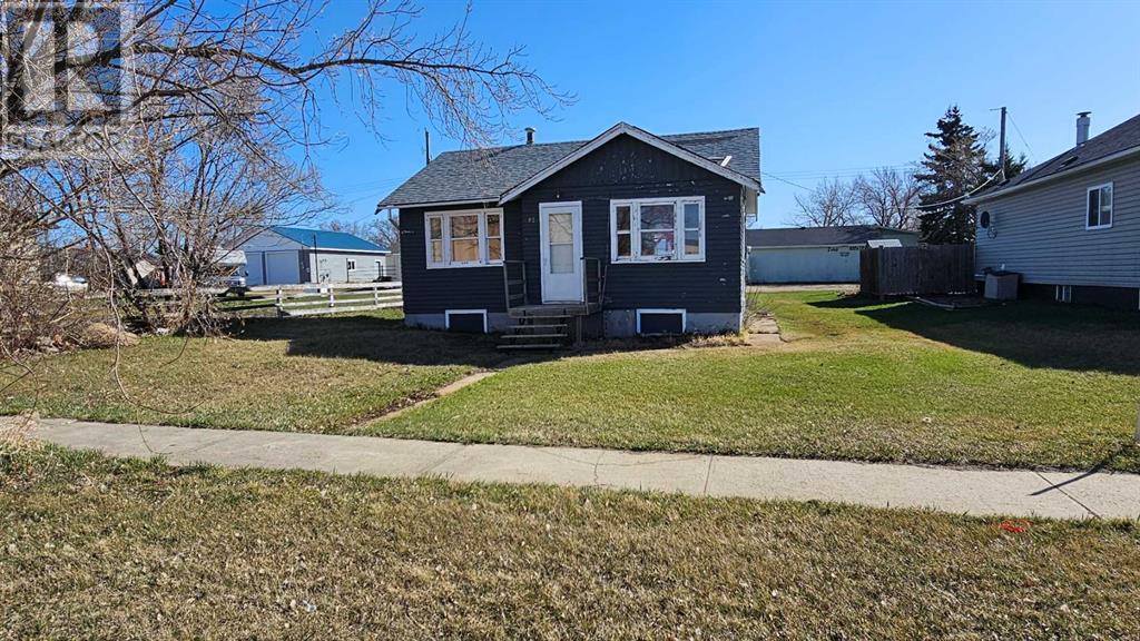 4822 Norfolk Avenue Property Photo 1