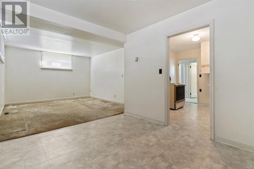 5402 47 Avenue Property Photo 18