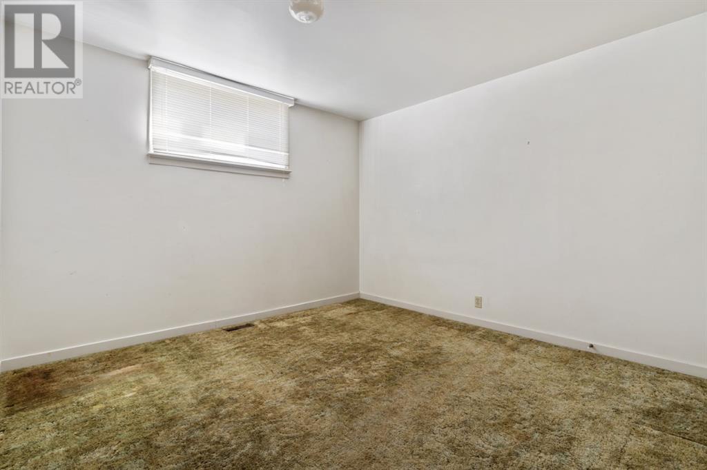5402 47 Avenue Property Photo 24