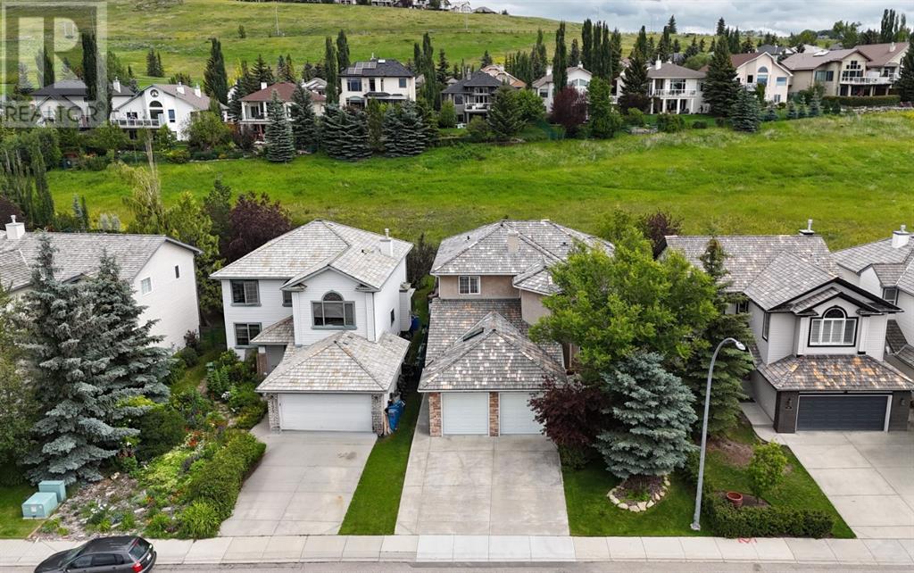 181 Gleneagles View Property Photo 1