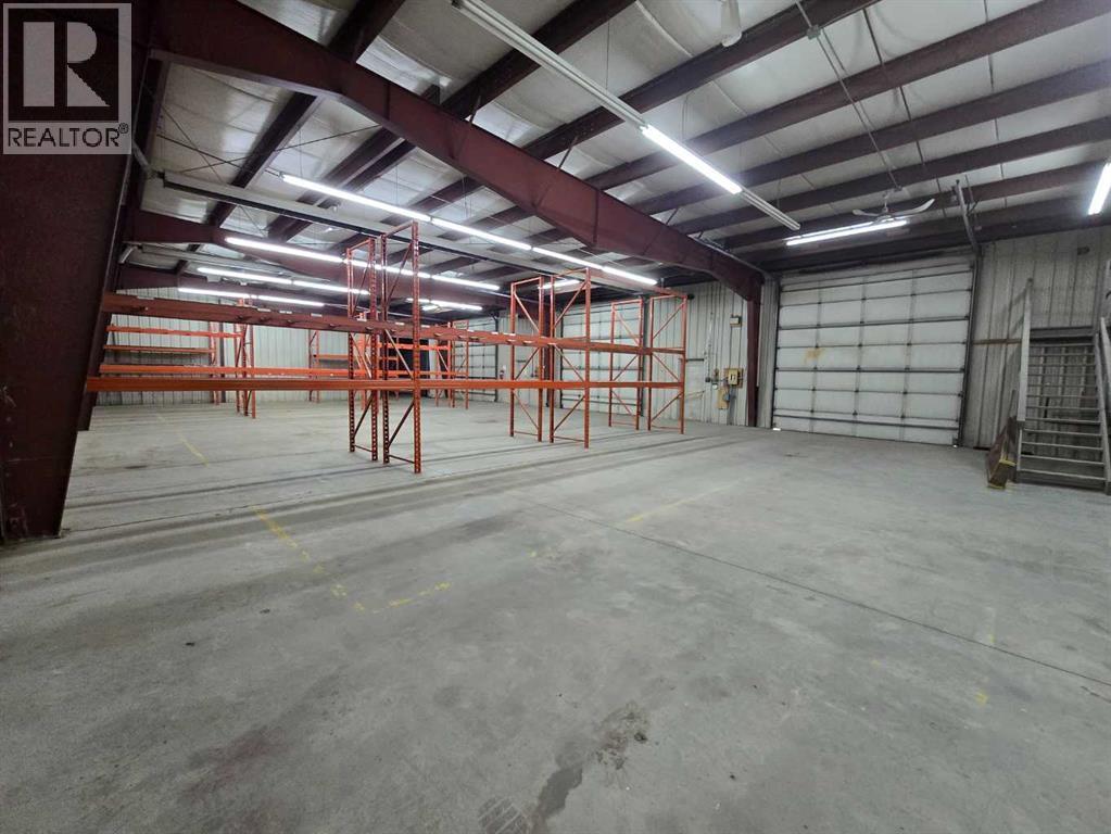 4628 62 Street Property Photo 15