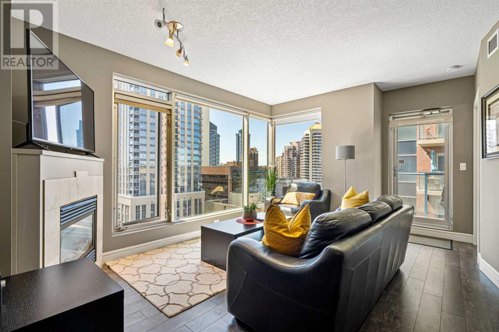 1601, 910 5 Avenue Sw Property Photo 1