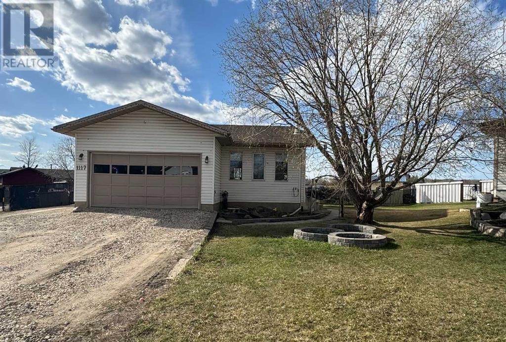 1117 6 Avenue W Property Photo
