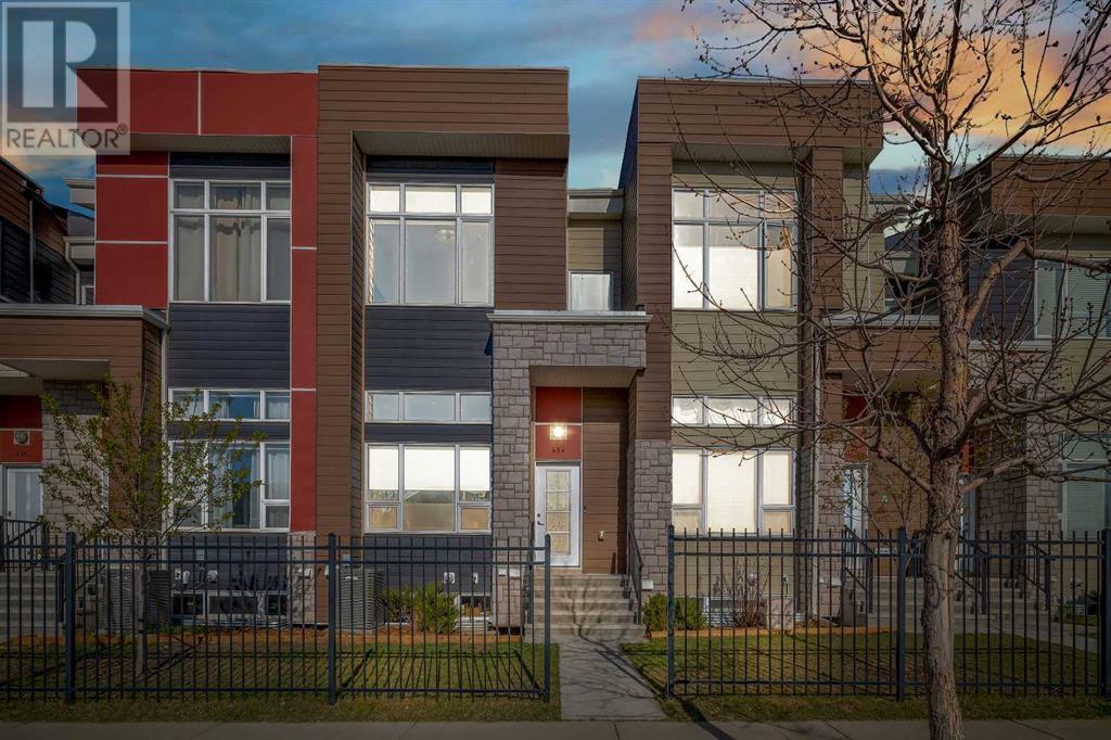 404, 1530 Bayside Avenue Sw Property Photo 1