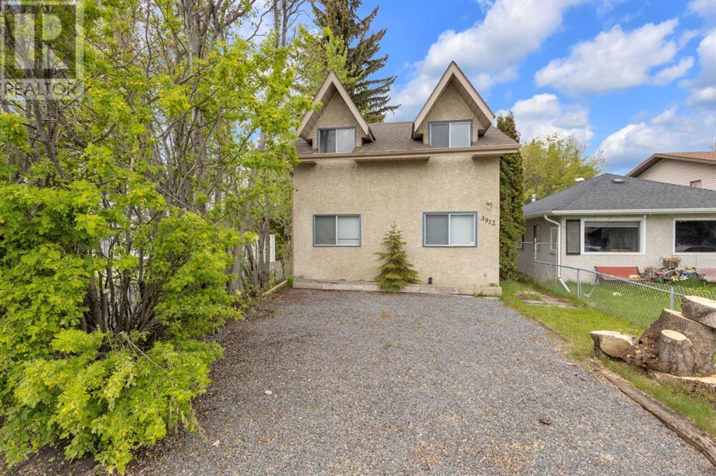 3912 50 Avenue Property Photo 1