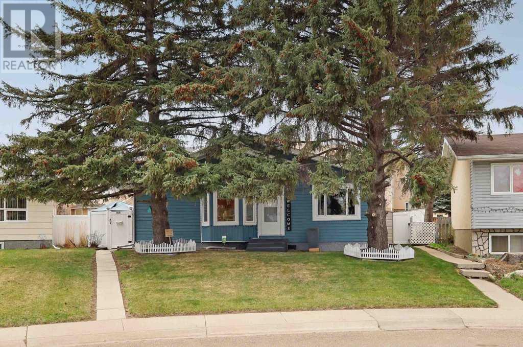 65 Eastbrook Drive E Property Photo 2