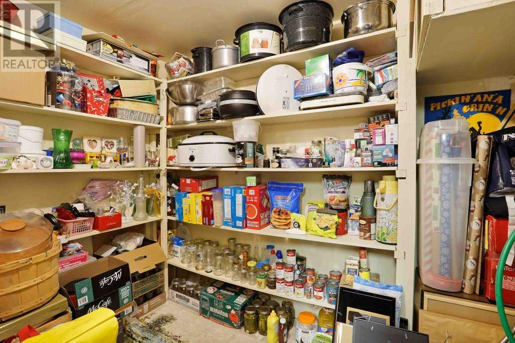 65 Eastbrook Drive E Property Photo 32