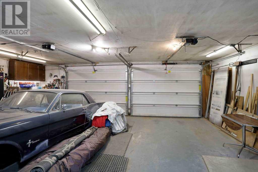 65 Eastbrook Drive E Property Photo 44