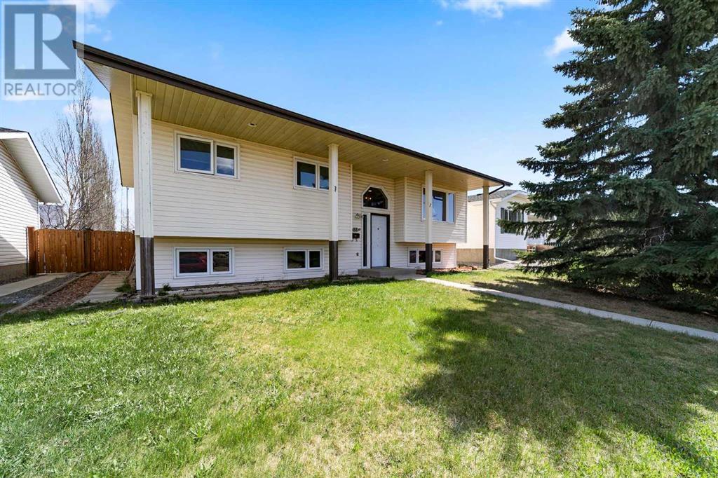 5419 53 Street Property Photo 1