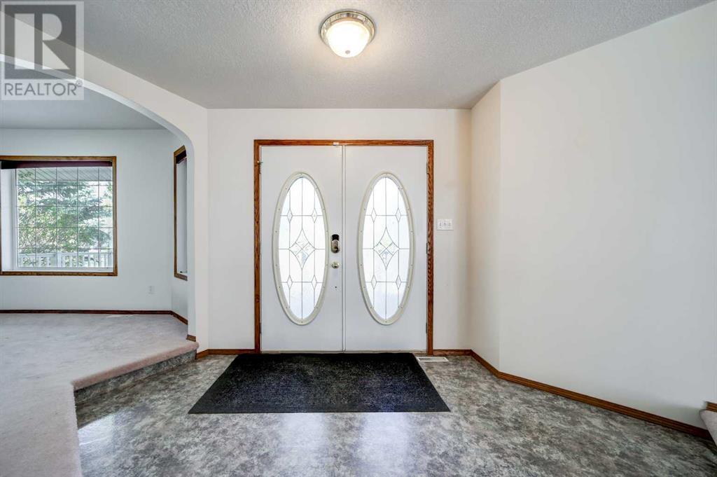 217 Falcon Ridge Way Property Photo 3