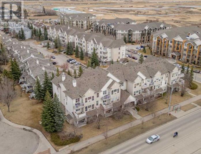 101, 1000 Applevillage Court SE