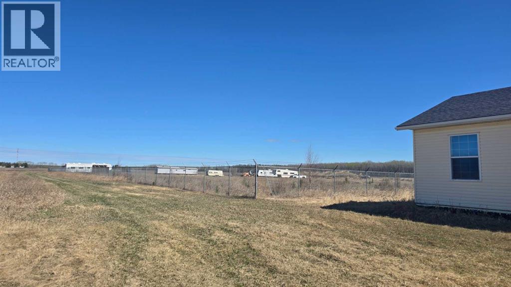 694041 Hwy 63 Property Photo 6