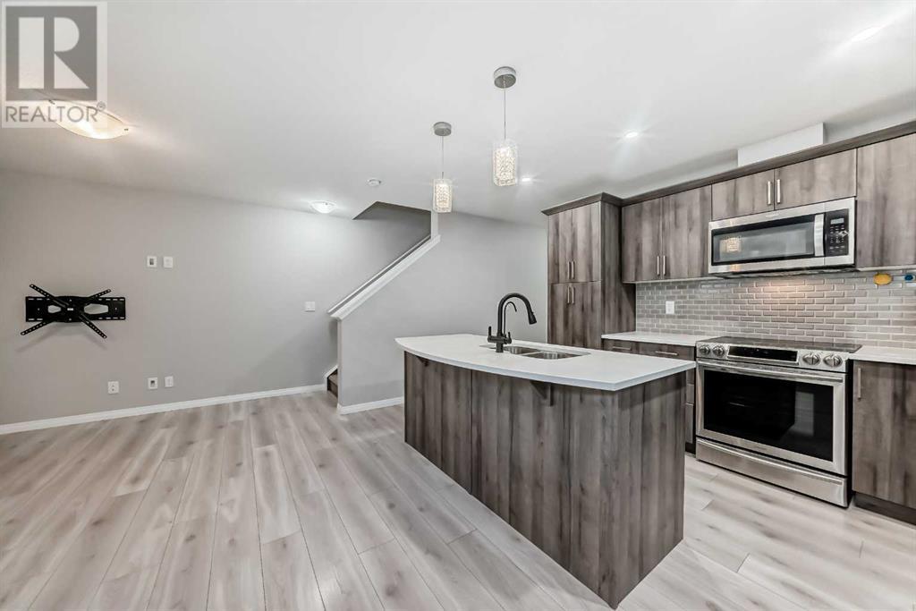 1526 Carrington Boulevard Nw Property Photo 1