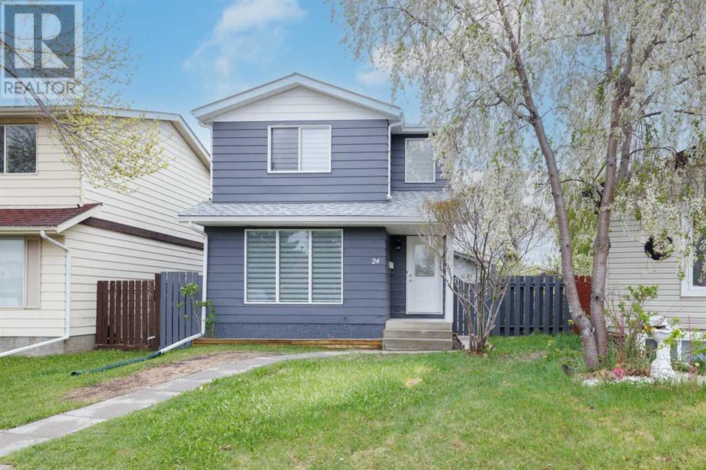 24 Erin Mount Crescent Se Property Photo 1