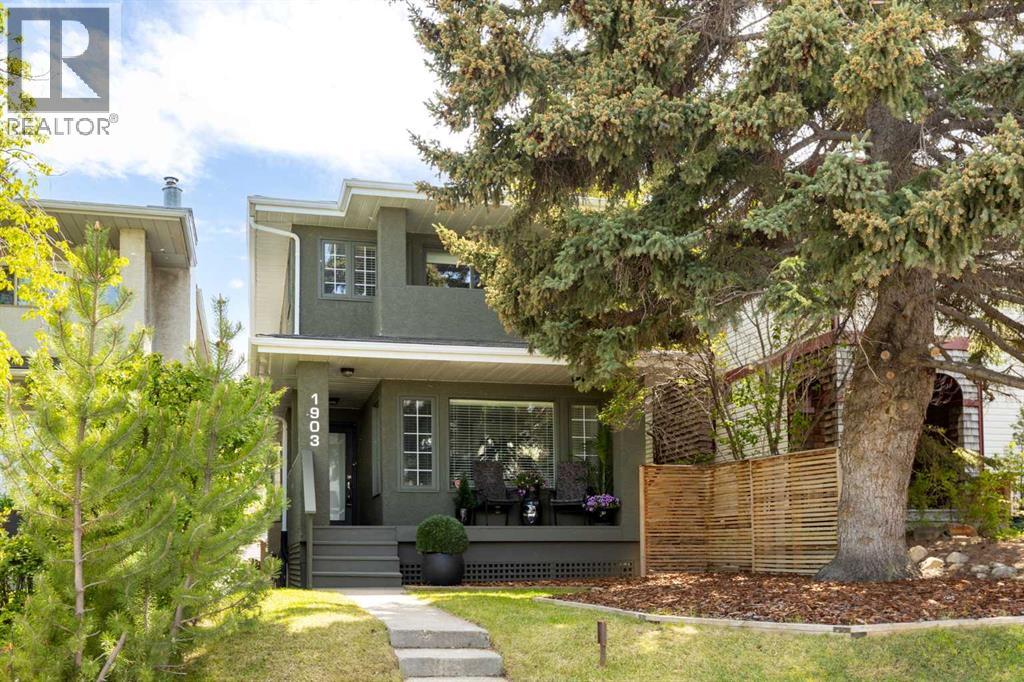 1903 29 Avenue SW Property Photo 1